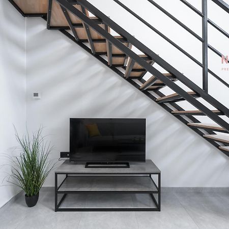 Railway Lofts, Nilie Hospitality Mgmt Lägenhet Thessaloníki Exteriör bild